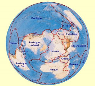 atlantique,tectonique,volcan,pangée,tsunami,tremblement de terre,portugal,amérique,lave,japon