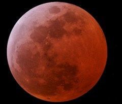 eclipse-lune-15-06-2011.jpg